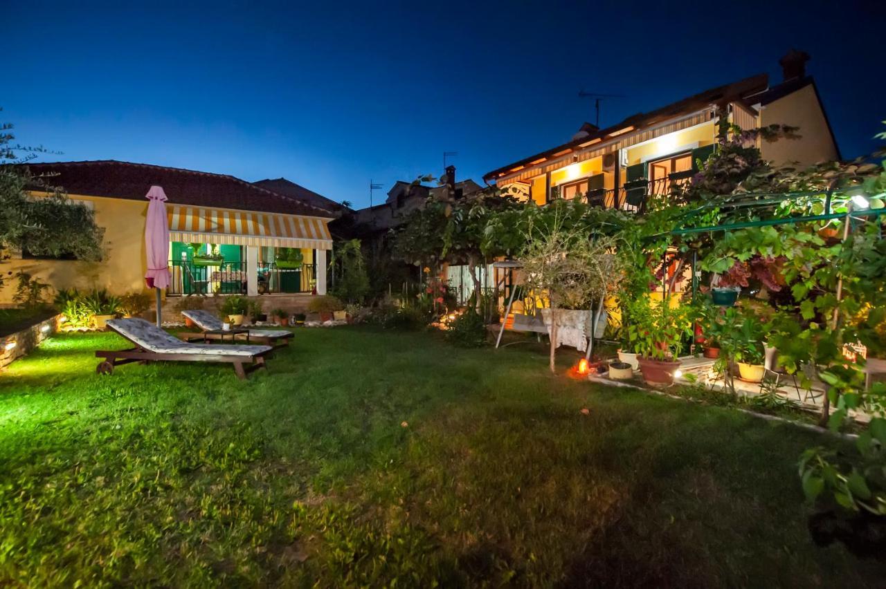 Apartments And Rooms Villa Dea Adults Only روفينج المظهر الخارجي الصورة